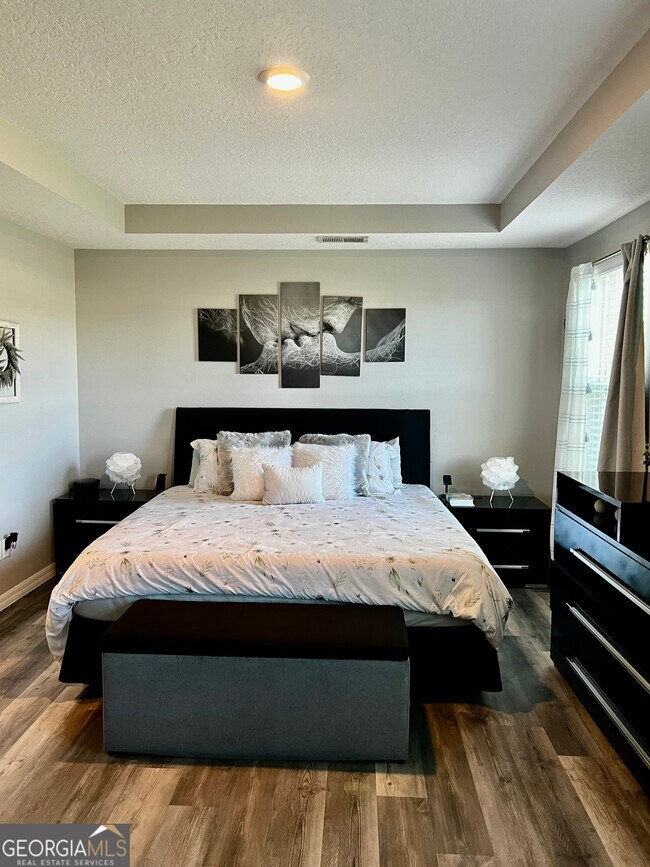 Building Photo - 125 Walnut Wy