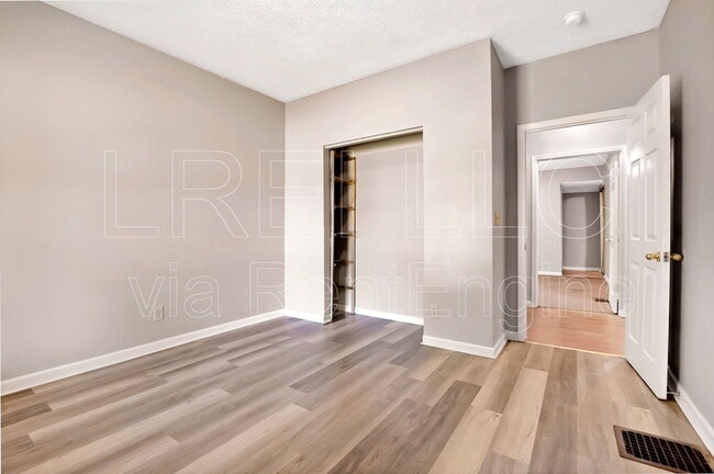 Building Photo - 1402 Berry Blvd