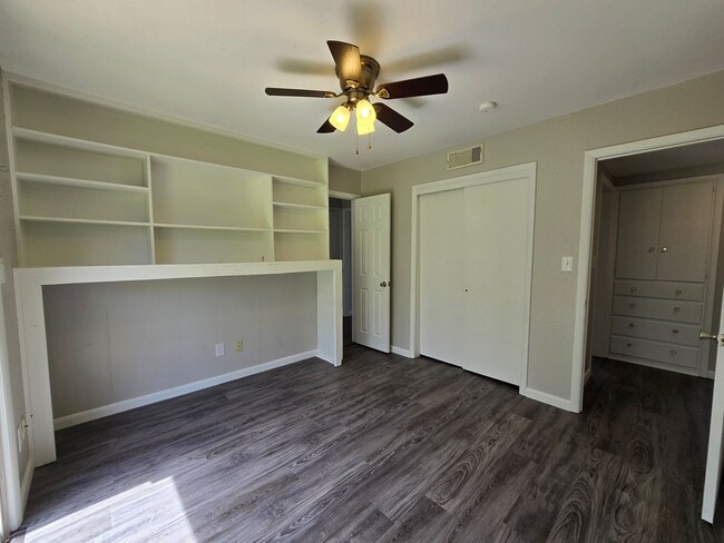 Building Photo - 3 bed 1 bath in Tecumseh!