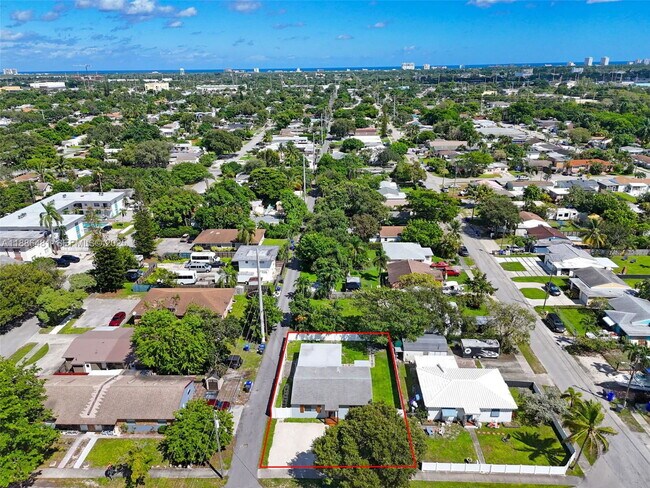 Building Photo - North 26th Avenue, Hollywood, FL 33020 - 3 BR 1 BA single-family home