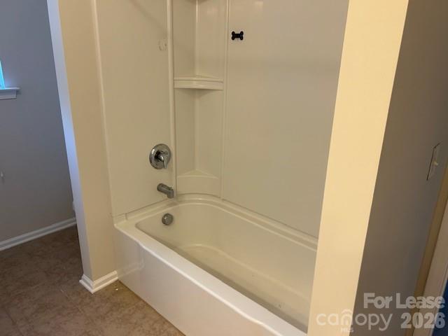 Building Photo - 9927 Paxton Run Rd