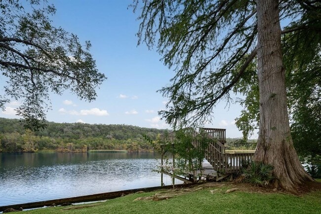 Building Photo - 10810 River Terrace Cir