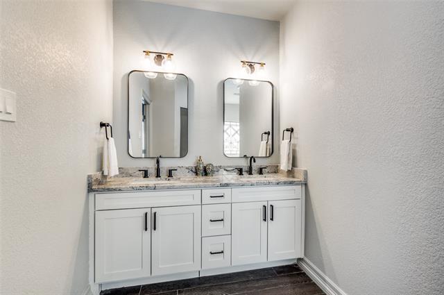 Building Photo - 6417 Silver Wind Ct