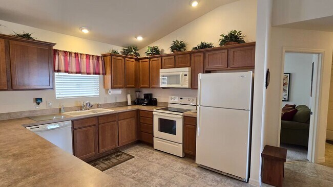 Building Photo - M2290 Nackman (VCSW/M5)
