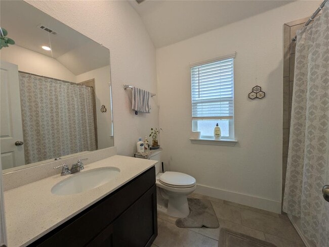 Building Photo - 148 Venti Cove