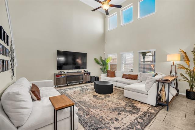 Building Photo - 3014 Rosemount Ln