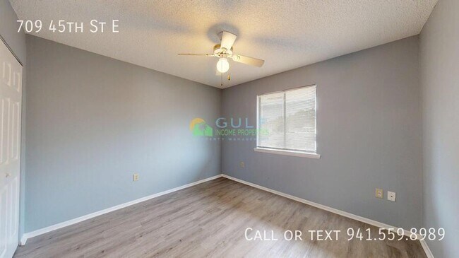 Building Photo - 709 45th St E