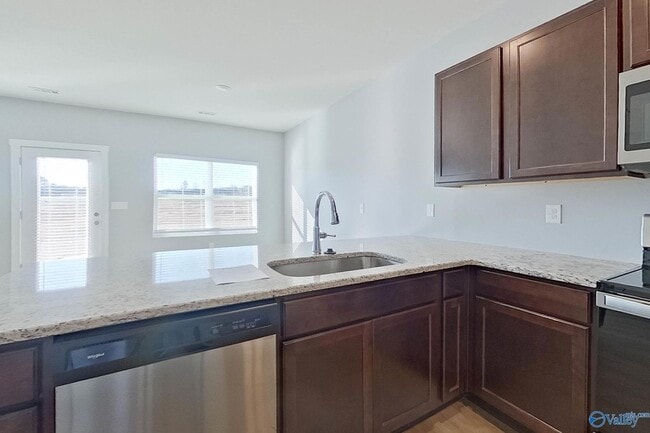 Building Photo - 6107 Stonewater Ct