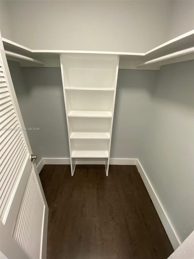 Building Photo - 1334 Alton Rd