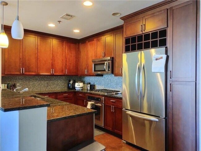 Building Photo - 270 17th St NW