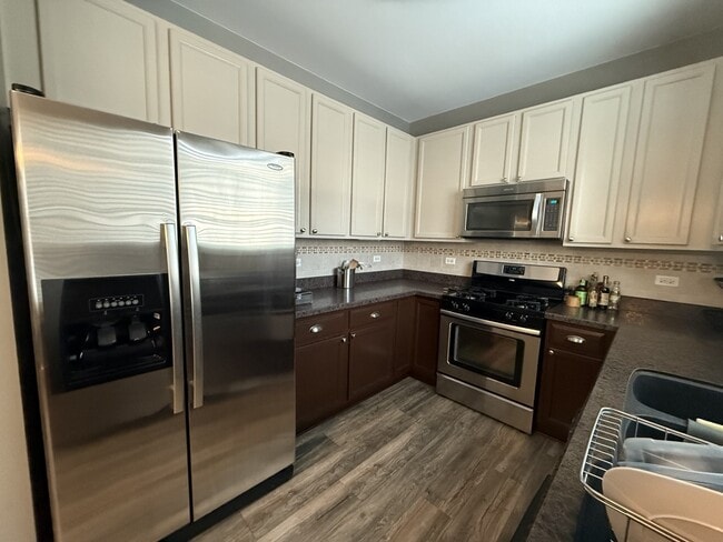 Building Photo - 2340 Hudson Cir