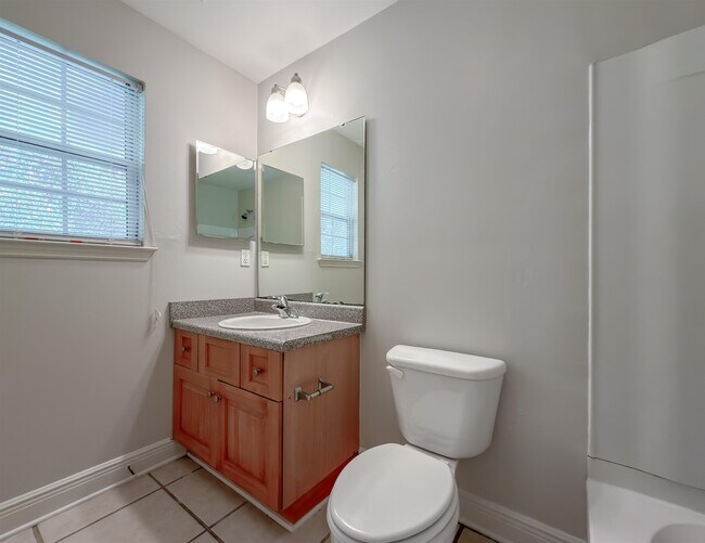 Building Photo - 3289 Sawtooth Dr