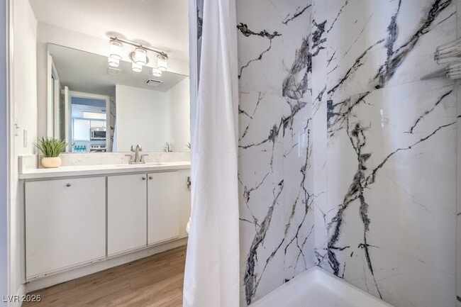 Building Photo - 3823 S Maryland Pkwy