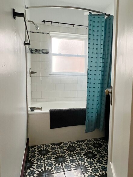 Bathroom - 5714 Virginia Ave