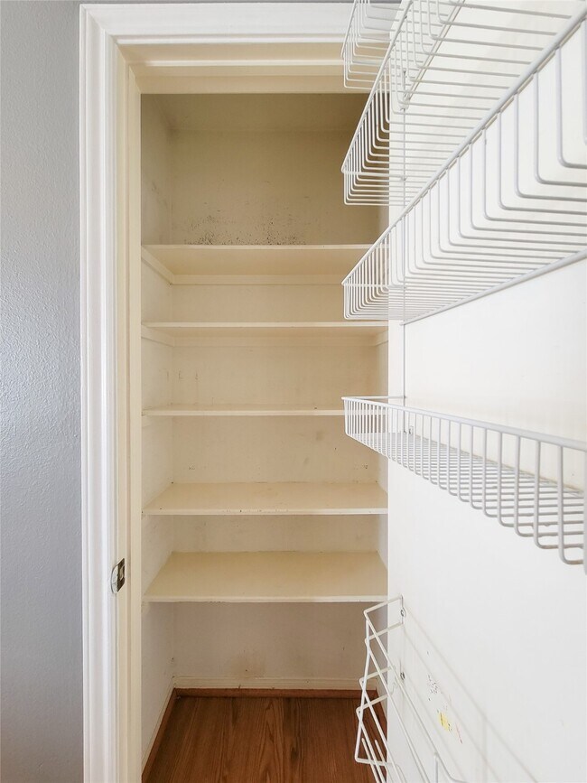 Building Photo - 18335 Westlock St