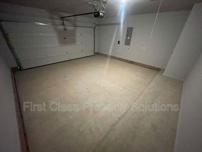 Building Photo - 19917 Forsythe Dr