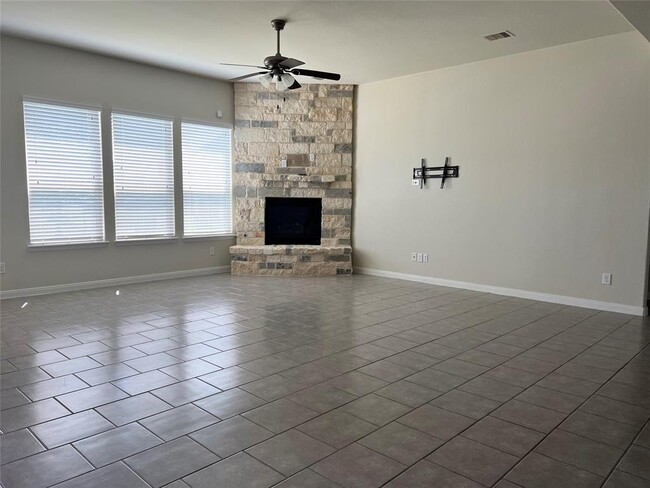 Building Photo - 24506 Raven Cliff Falls Dr
