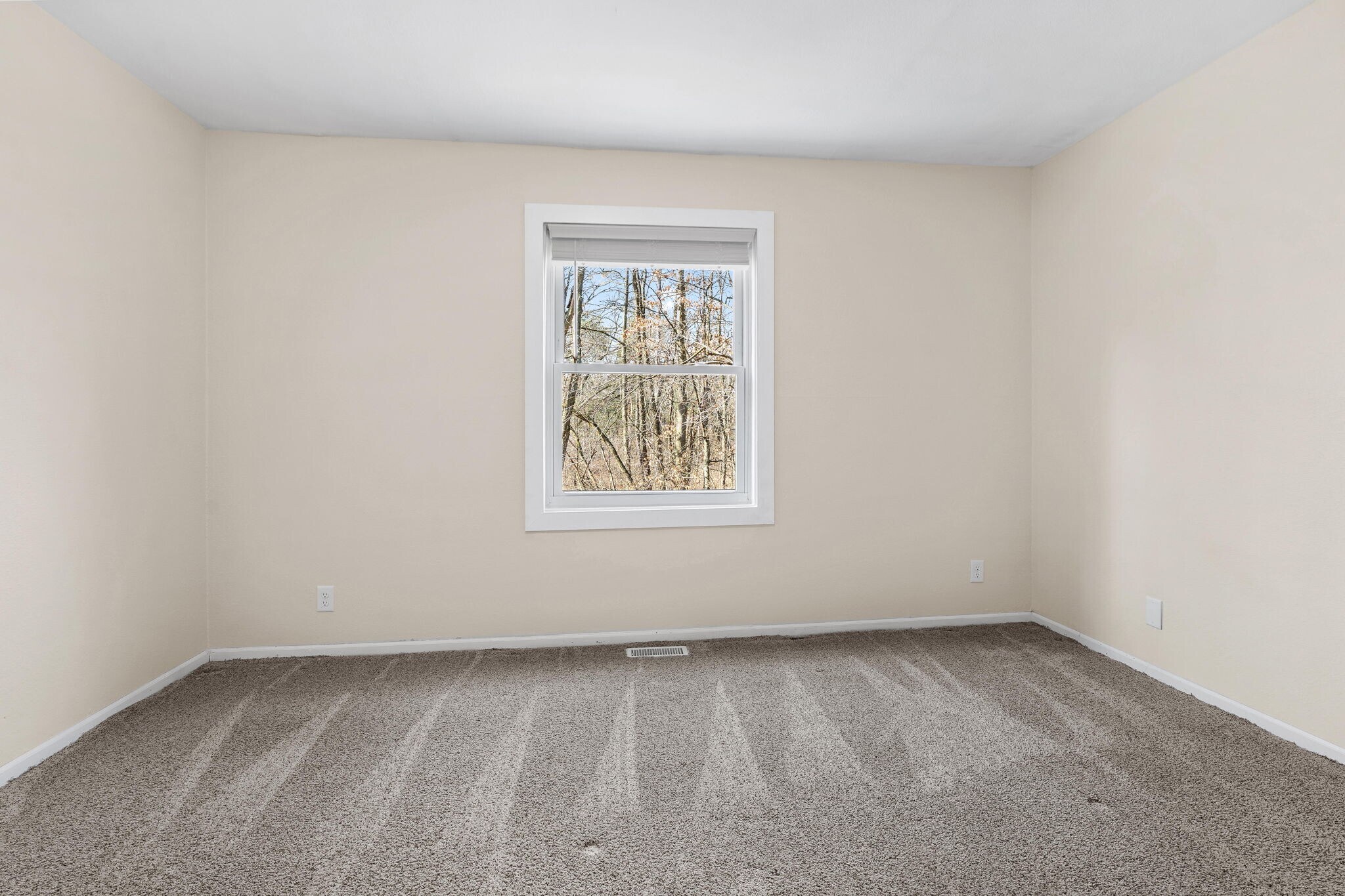 Building Photo - 2647 Kragspough Ct