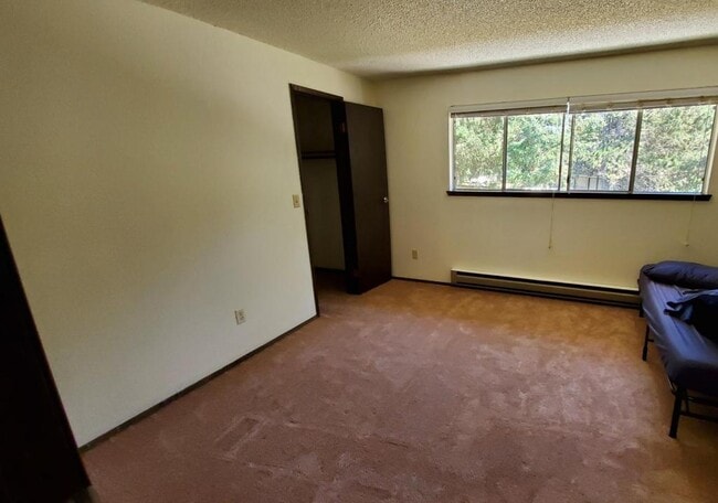 Building Photo - 2112 Soroya Ct SW - Unit D