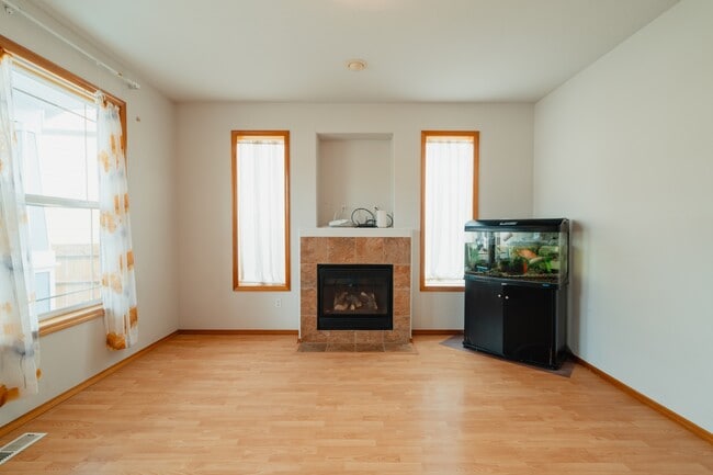 Building Photo - 8451 SE 78th Pl