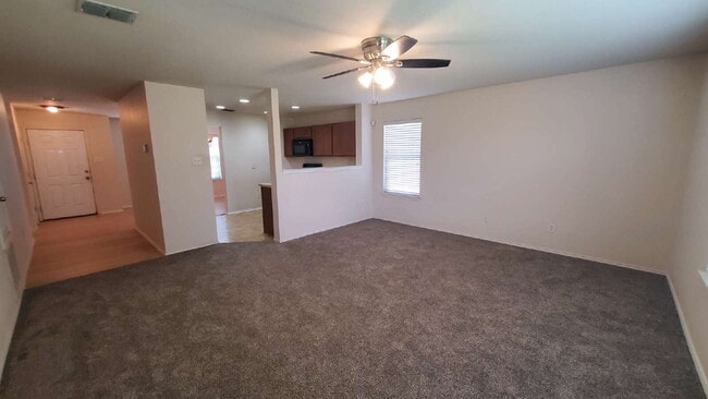 Building Photo - Charming 3 bedroom, 2 bath, 1,354 sq.ft. h...