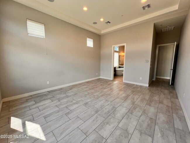 Building Photo - 14205 N Stone View Pl