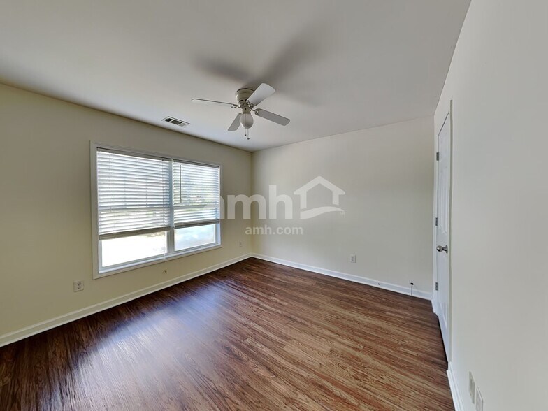 Building Photo - 3802 Uppark Dr