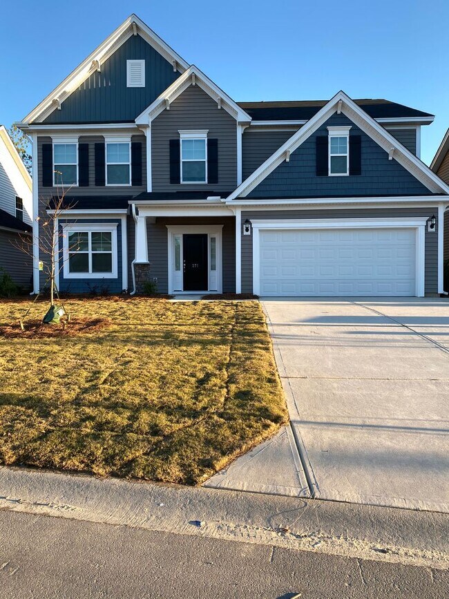 Building Photo - Newer Home-5 Bed/3.5 Bath