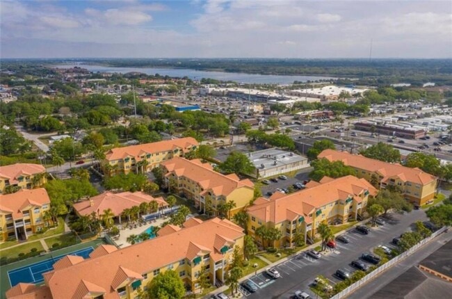 Building Photo - Amazing Furnished or Unfurnished 2-Bedroom Condo in Seminole – Steps from the Beach!