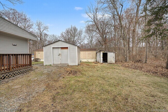 Building Photo - 2585 State Rte 55