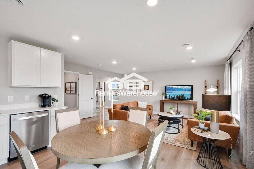 Building Photo - 17520 Driscoll Pl