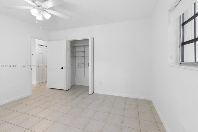 Building Photo - 16412 SW 74th Ct