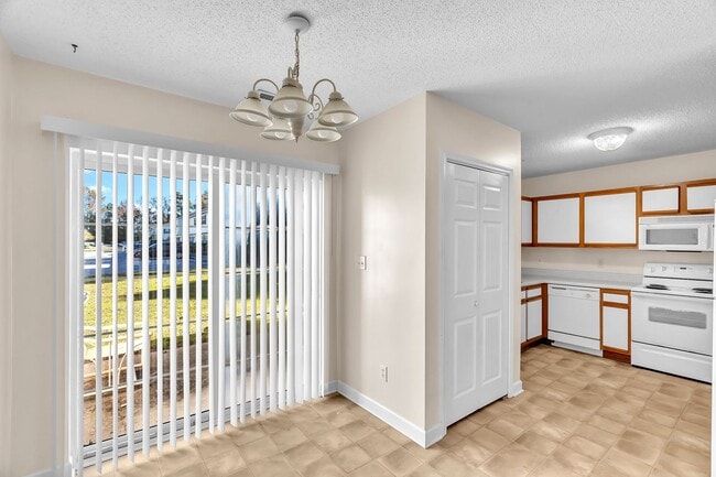 Building Photo - 57 Pirates Cove Dr