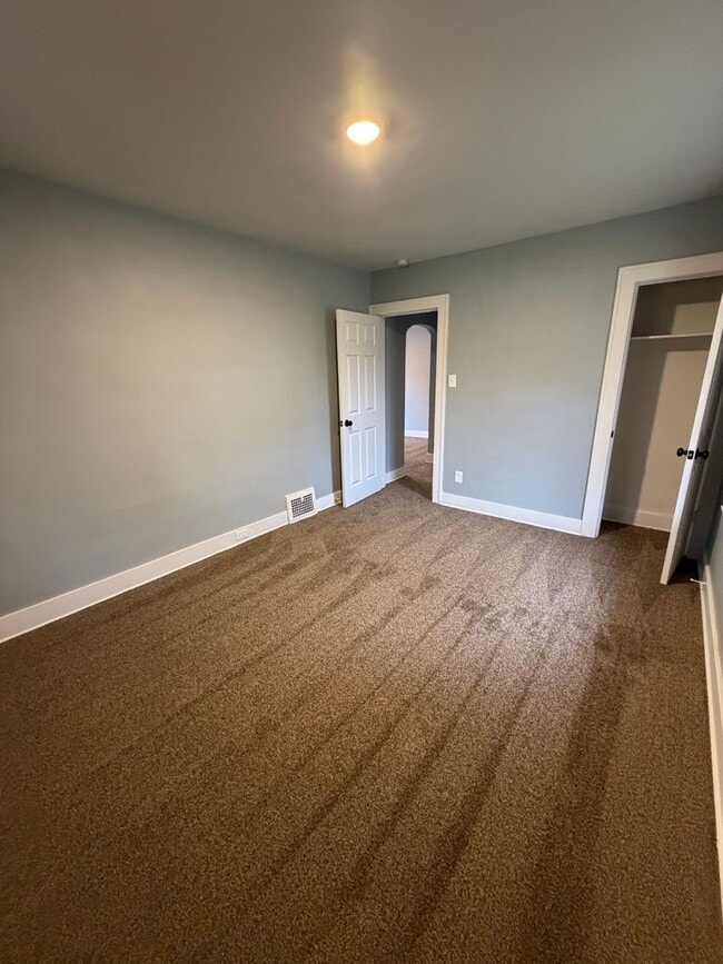 Building Photo - Modern Ranch Home – Lease-to-Purchase Opportunity