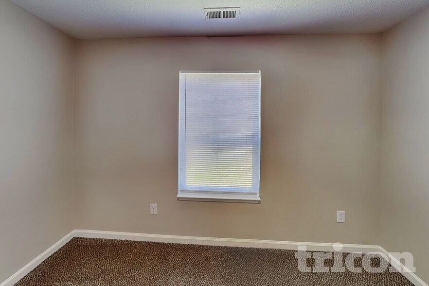 Building Photo - 7916 Amadeus Dr