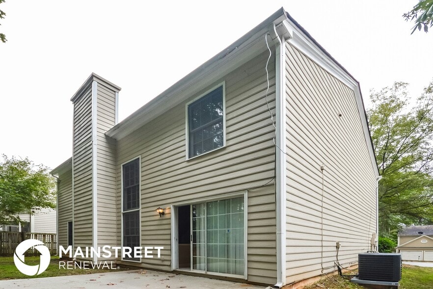 Building Photo - 2970 Binghampton Ln