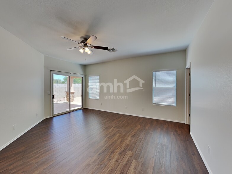 Building Photo - 388 E Atlas Cedar Pl