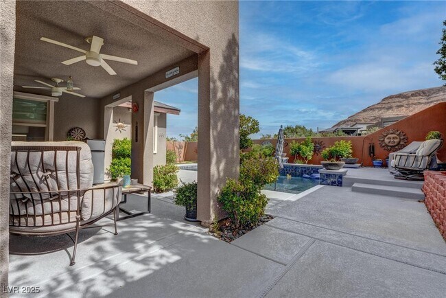 Building Photo - 10597 Cloud Whisper Dr