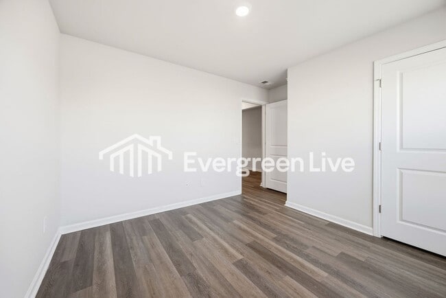 Building Photo - 1204 Beechridge Ct