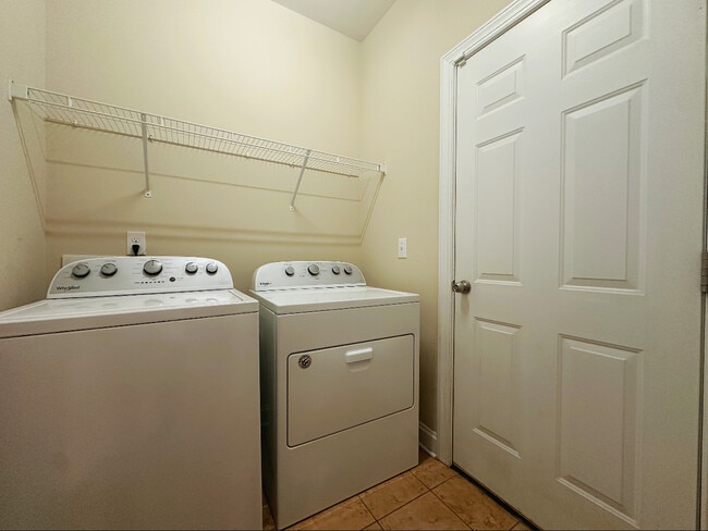 Building Photo - 803 Transom View Way