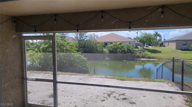 Building Photo - 608 SE 13th Terrace