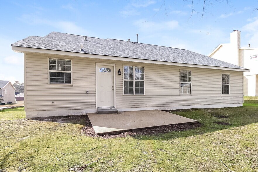 Building Photo - 350 Emerald Green Ct