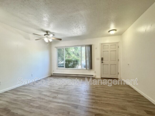 Building Photo - 5554 SW Beaverton Hillsdale Hwy