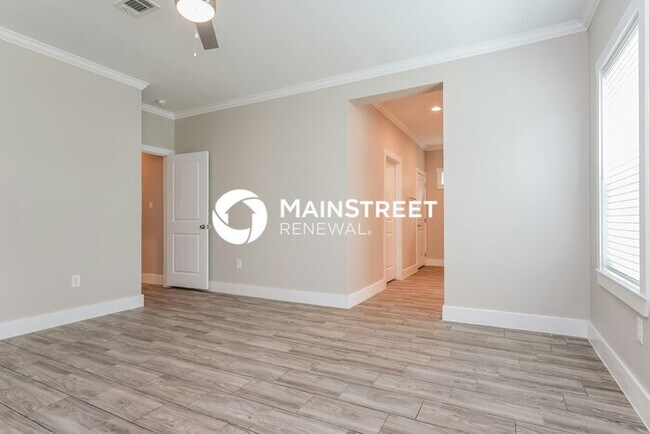 Building Photo - 4 Bedroom Pet-Friendly Home in Dallas, TX ...