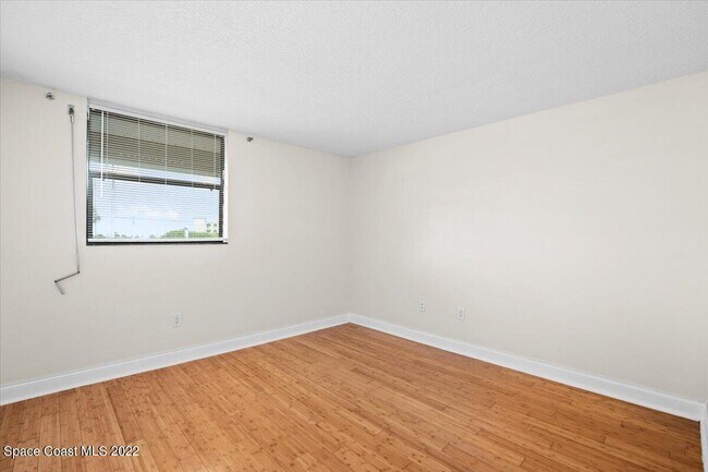 Building Photo - 2101 S Atlantic Ave