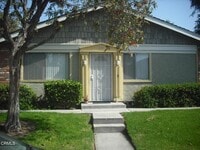 Building Photo - 619 Halyard St