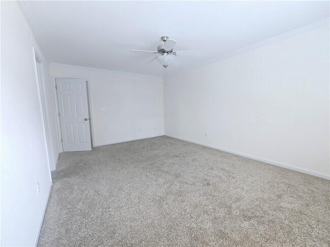 Building Photo - 1318 Guilderoy Ln