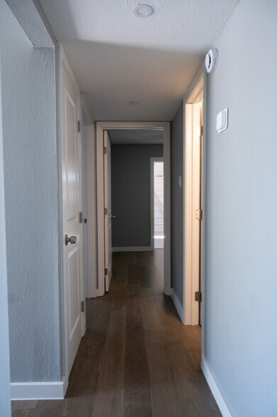 Building Photo - 4316 N 34th Dr