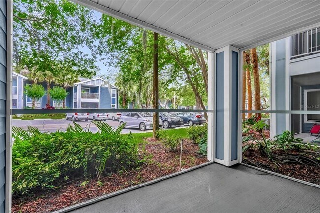 Building Photo - 2533 Grassy Point Dr