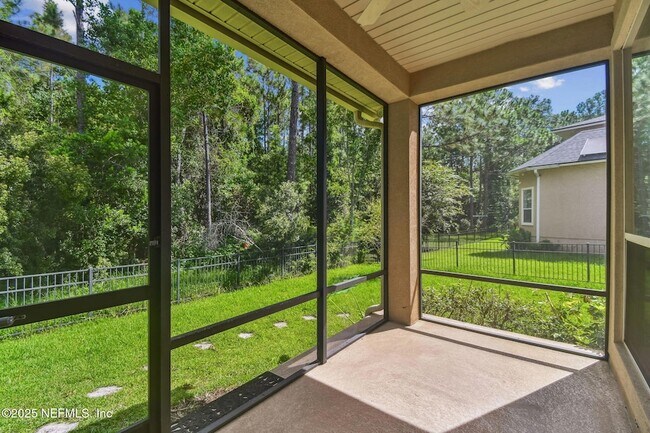 Building Photo - 263 Stonewell Dr